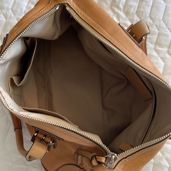 Coach camel color leather satchel barley used excellent condition 15x9 in - Picture 5 of 16